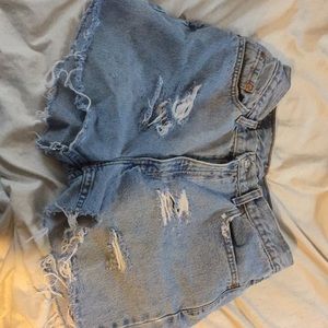 High wasted denim shorts